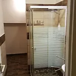 Arató *
