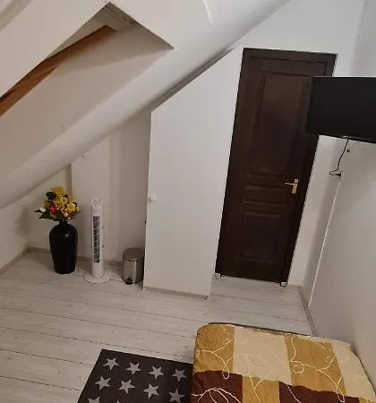 Arató * Pécs
